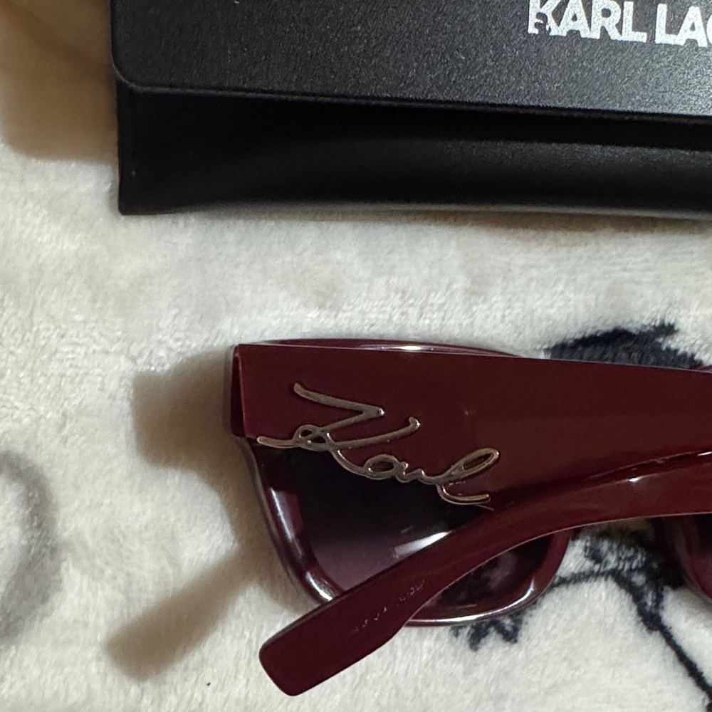 Karl Lagerfeld Dark Red Sunglasses With Case - Picture 4 of 12